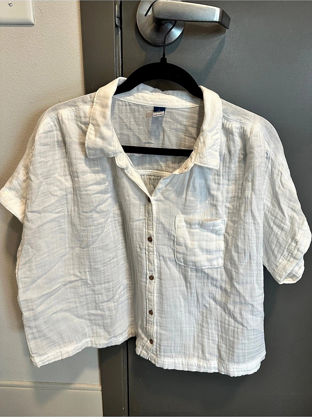 Old Navy Women's Linen blend short sleeves Button Down in White Size Medium
